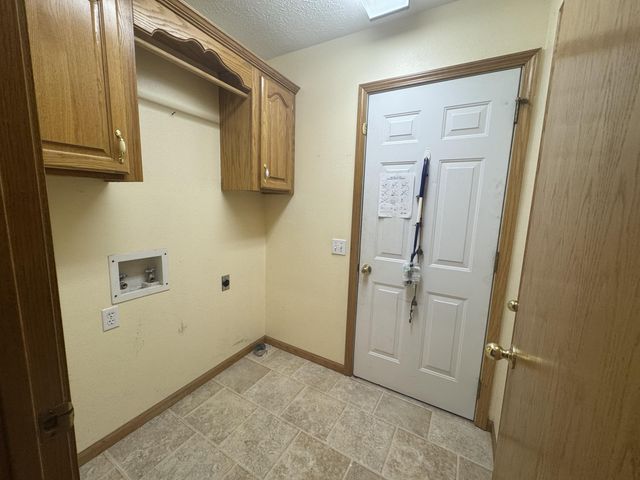 412 Kadee Drive, Crane, MO 65633