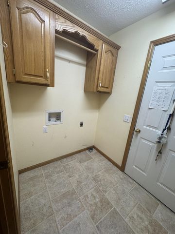 412 Kadee Drive, Crane, MO 65633