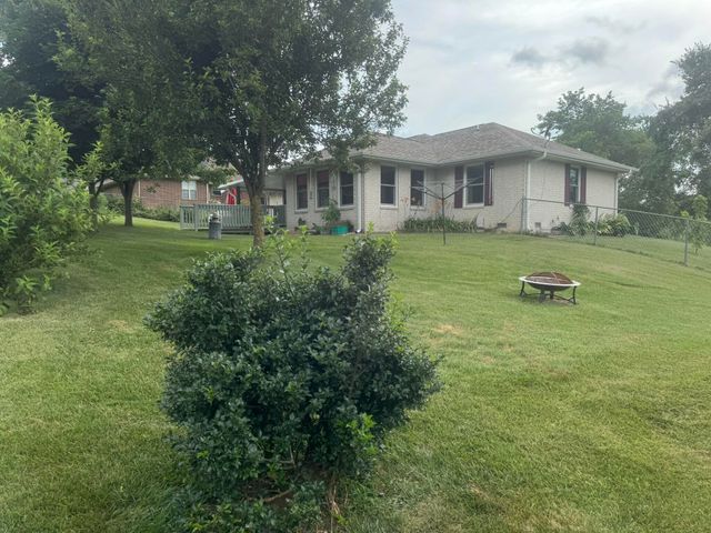 412 Kadee Drive, Crane, MO 65633