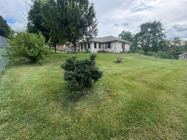 412 Kadee Drive, Crane, MO 65633