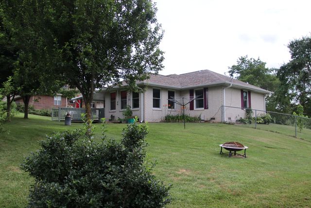 412 Kadee Drive, Crane, MO 65633