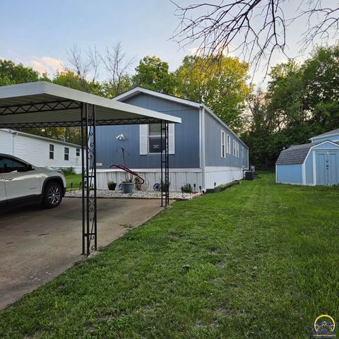 133 SE Willow Way, Topeka, KS 66609
