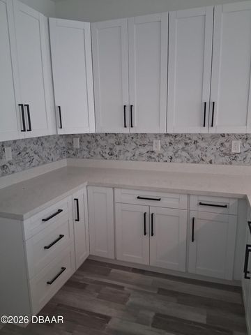 1621 Illinois Street, Daytona Beach, FL 32114