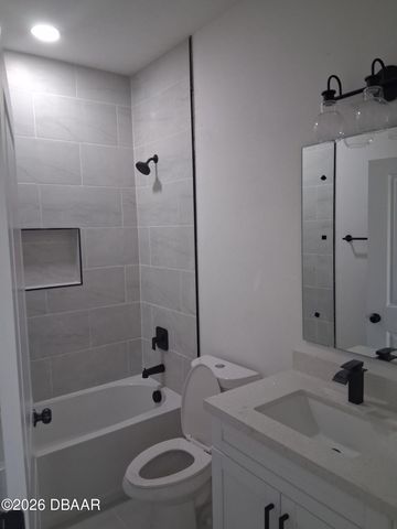 1621 Illinois Street, Daytona Beach, FL 32114