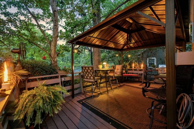 2488 Glen Dr., Little River, SC 29566