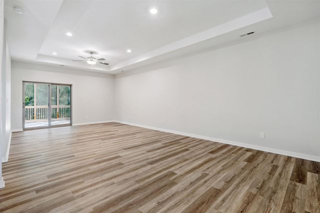 1789-3 Golf Course Boulevard, Independence, IA 50644