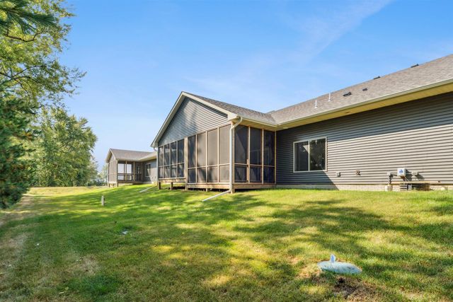 1789-3 Golf Course Boulevard, Independence, IA 50644