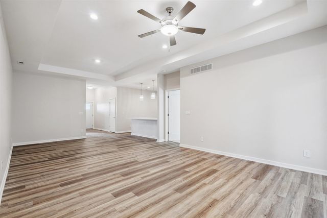 1789-3 Golf Course Boulevard, Independence, IA 50644