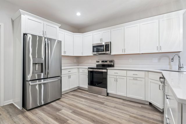 1789-3 Golf Course Boulevard, Independence, IA 50644