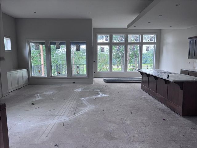 1945 Longview Drive, Liberty, MO 64068
