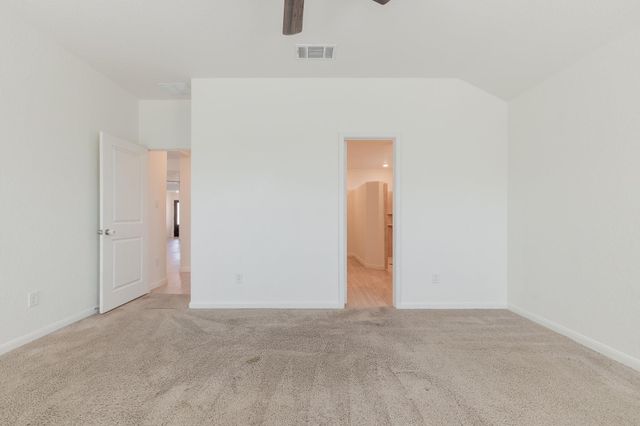 1949 Redstart, New Braunfels, TX 78130