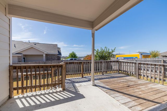 1949 Redstart, New Braunfels, TX 78130