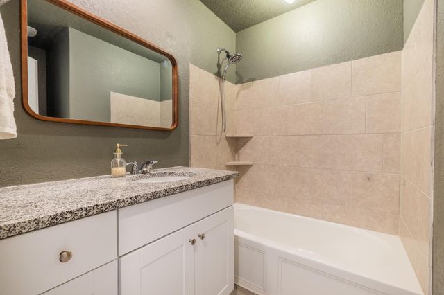 1949 Redstart, New Braunfels, TX 78130