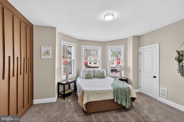 434 W EARLHAM TER, Philadelphia, PA 19144