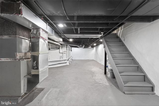 434 W EARLHAM TER, Philadelphia, PA 19144