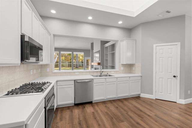 35 Valley Mead Place, The Woodlands, TX 77384