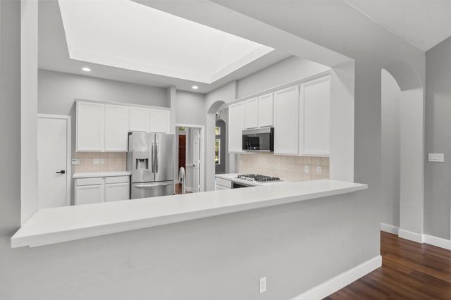 35 Valley Mead Place, The Woodlands, TX 77384