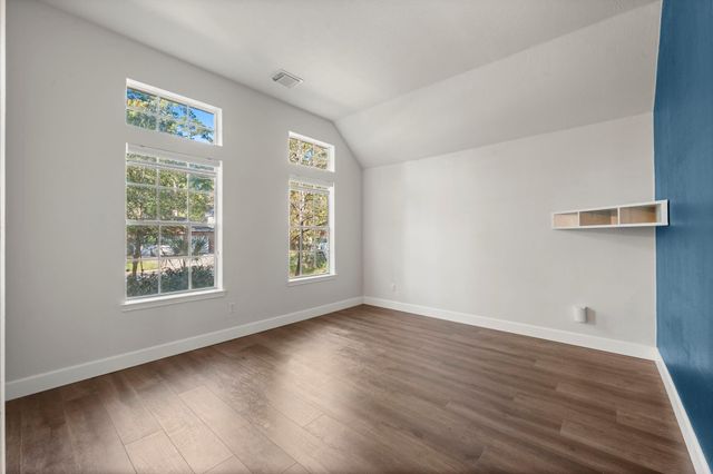 35 Valley Mead Place, The Woodlands, TX 77384