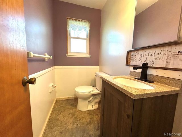 1141 Holly Spring Lane, Grand Blanc, MI 48439