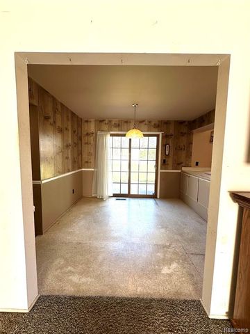 1141 Holly Spring Lane, Grand Blanc, MI 48439