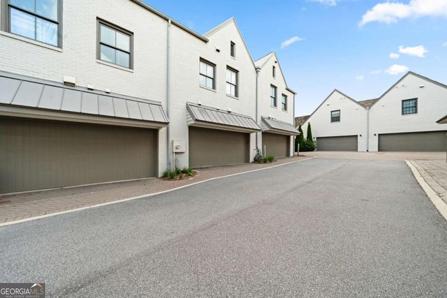 360 Heatherden Avenue, Fayetteville, GA 30214