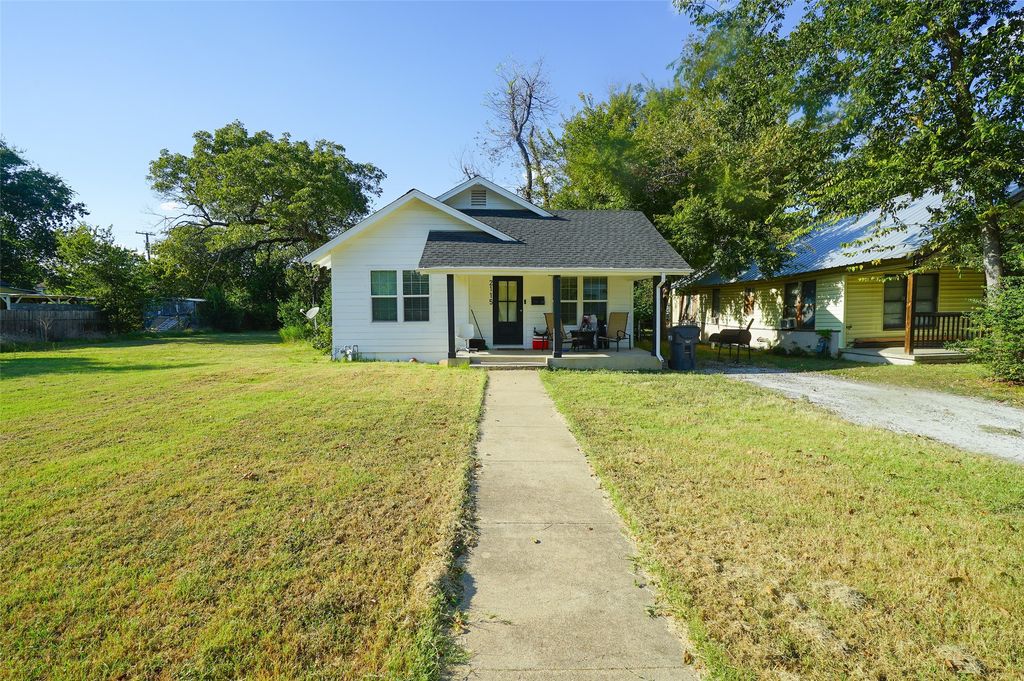 2115 Reuter Avenue, Waco, TX 76708