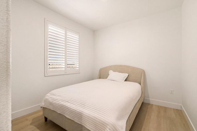 4860 Zinfest Ln, Roseville, CA 95747