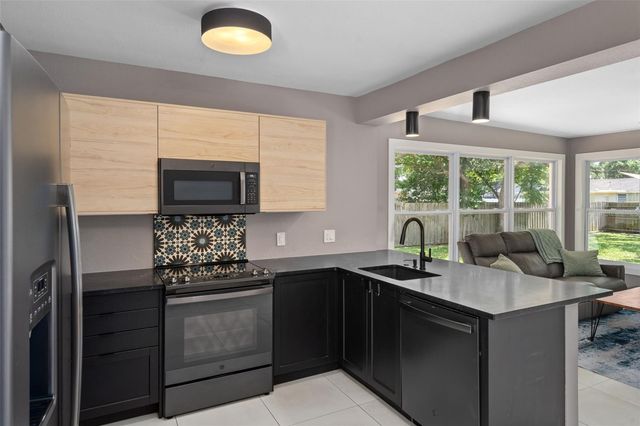 1007 E JEAN STREET, Tampa, FL 33604