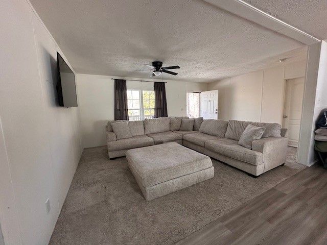 2040 Turkey Creek Rd, Dickson, TN 37055