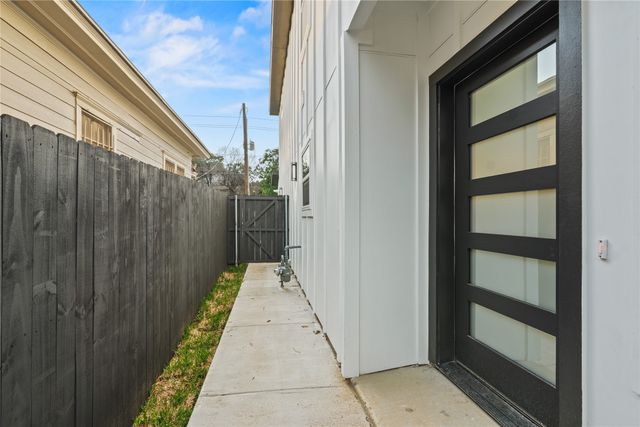 1310/ 1312 Coleman Avenue, Dallas, TX 75215