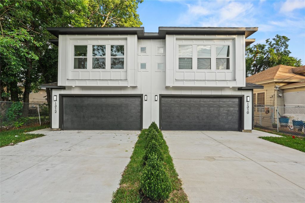 1310/ 1312 Coleman Avenue, Dallas, TX 75215