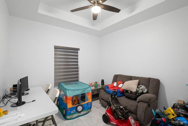 202 N 32nd Street, Hidalgo, TX 78539