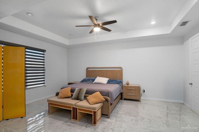 202 N 32nd Street, Hidalgo, TX 78539