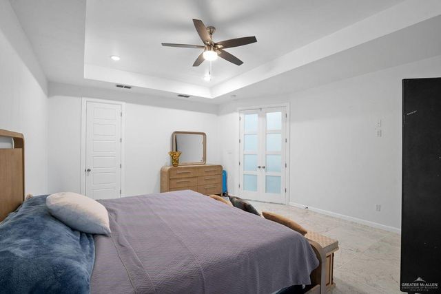 202 N 32nd Street, Hidalgo, TX 78539