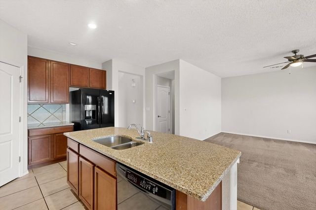 2015 SALVATOR Drive SE, Albuquerque, NM 87123