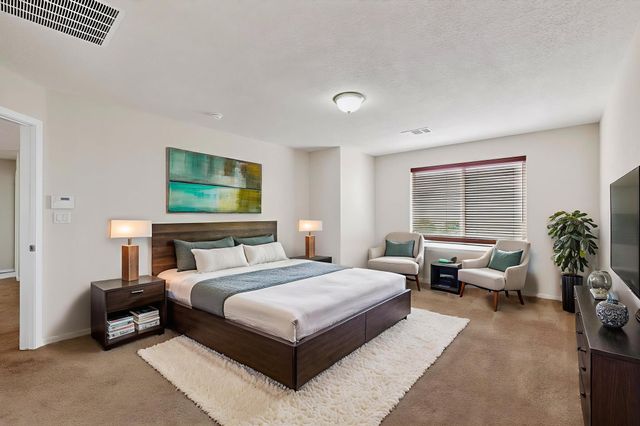 2015 SALVATOR Drive SE, Albuquerque, NM 87123