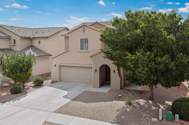 2015 SALVATOR Drive SE, Albuquerque, NM 87123