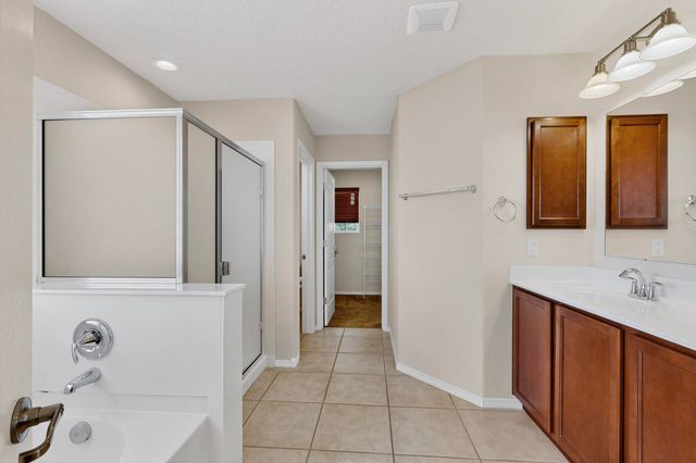 2015 SALVATOR Drive SE, Albuquerque, NM 87123