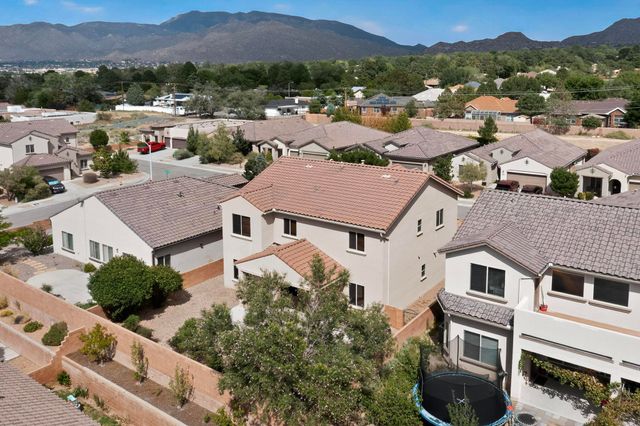 2015 SALVATOR Drive SE, Albuquerque, NM 87123