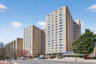 4601 N PARK AVE #214P, Chevy Chase, MD 20815
