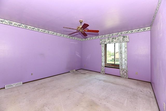 4293 W College AVENUE, Milwaukee, WI 53221