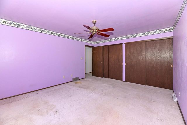 4293 W College AVENUE, Milwaukee, WI 53221