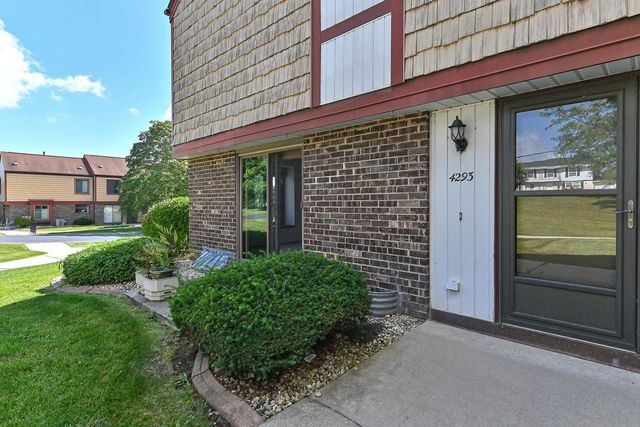 4293 W College AVENUE, Milwaukee, WI 53221