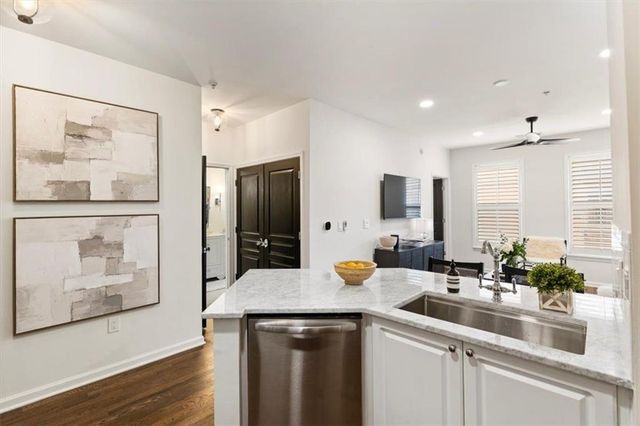 10 Perimeter Summit Boulevard 1402, Brookhaven, GA 30319