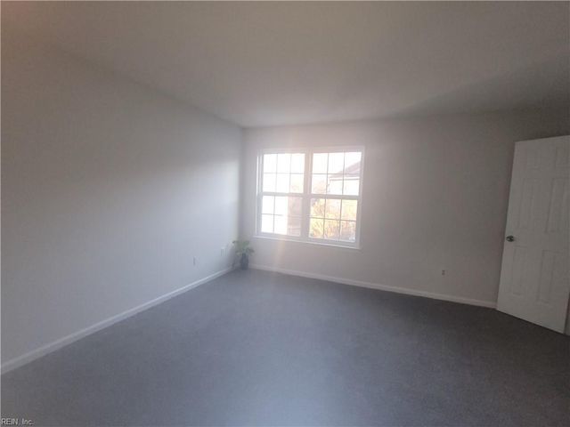 311 Amherst CT, Chesapeake, VA 23320