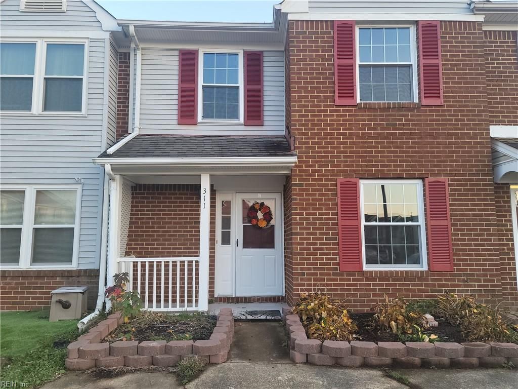 311 Amherst CT, Chesapeake, VA 23320