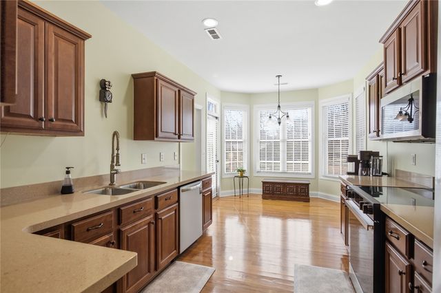 516 Serria Way, Seneca, SC 29678