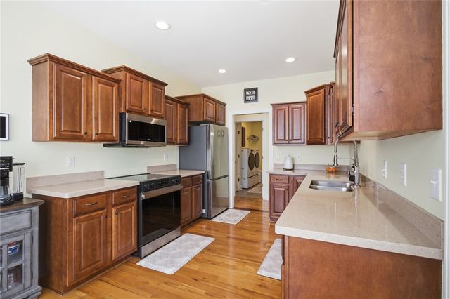 516 Serria Way, Seneca, SC 29678