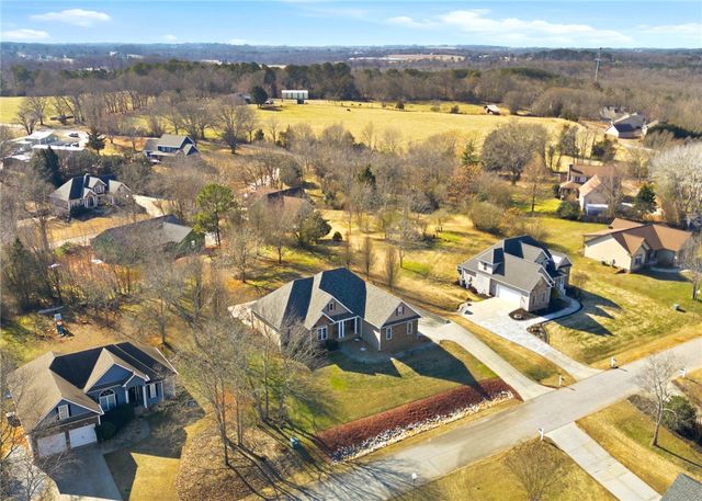 516 Serria Way, Seneca, SC 29678