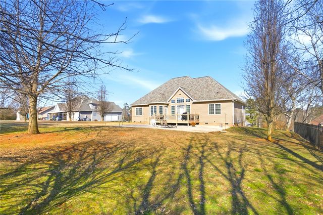 516 Serria Way, Seneca, SC 29678